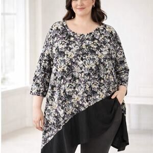Logo By Lori Goldstein Floral Tunic Assymetrical Hem Flowy Relaxed Size 3X